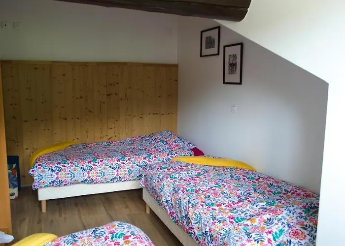 D'hote Odile Et Les Cycleux Tillie Bed & Breakfast